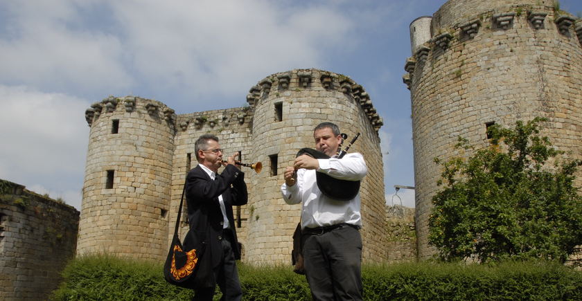 Castel/Guegou