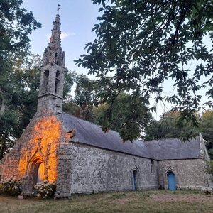 Enclos de la Chapelle Saint-Jean Botlan